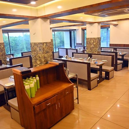 Hotel Aaram Umargam Ngoại thất bức ảnh