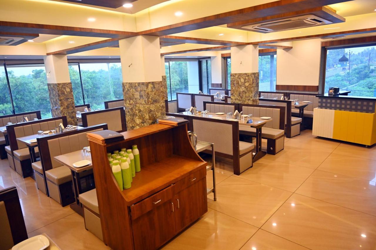 Hotel Aaram Umargam Ngoại thất bức ảnh