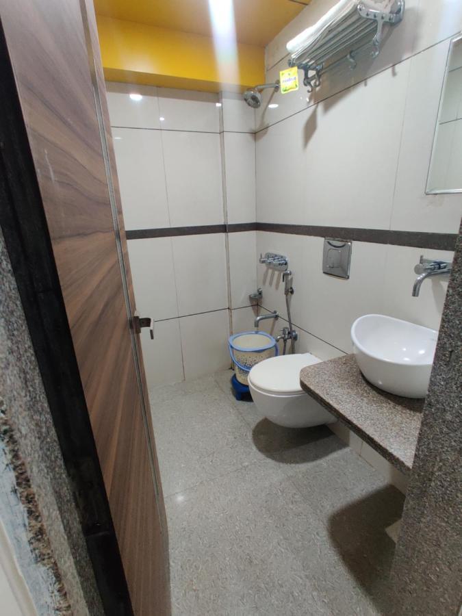 Hotel Aaram Umargam Ngoại thất bức ảnh