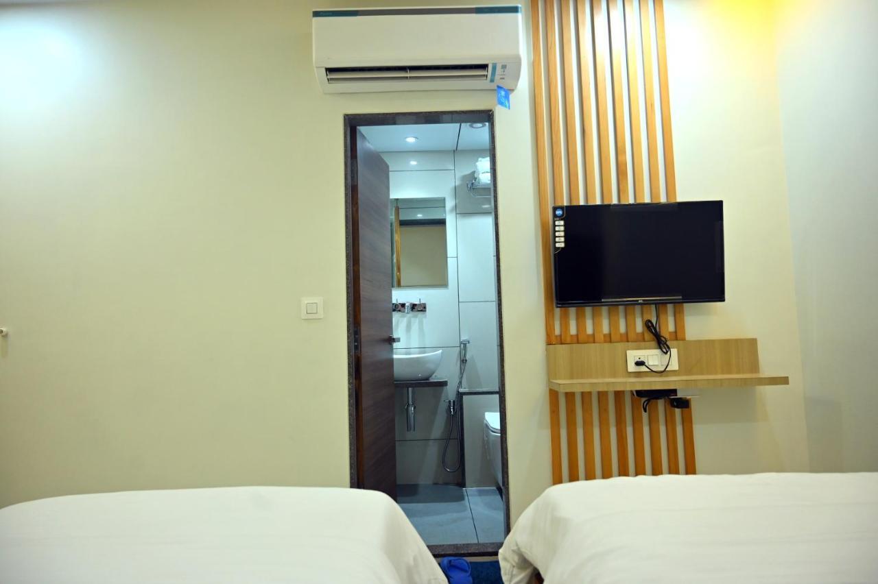 Hotel Aaram Umargam Ngoại thất bức ảnh